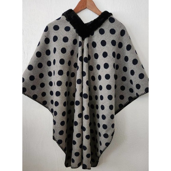 Loft Acrylic Blended Fabric Poncho Polka Dots Size Medium - Picture 2 of 8
